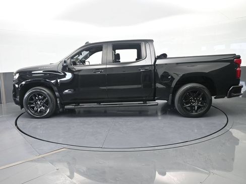 Used 2024 Chevrolet Silverado 1500 RST RWD image 3
