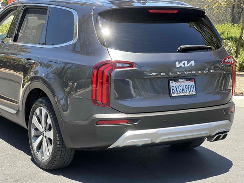 Used 2022 Kia Telluride EX w/ EX Premium Package FWD image 61