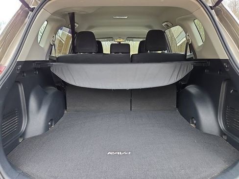 Used 2014 Toyota RAV4 LE AWD/4WD image 27
