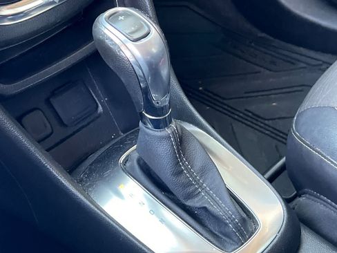 Used 2015 Buick Encore FWD image 23