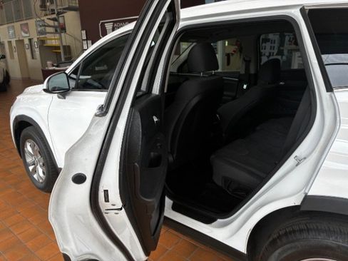 Used 2019 Hyundai Santa Fe SE FWD image 22