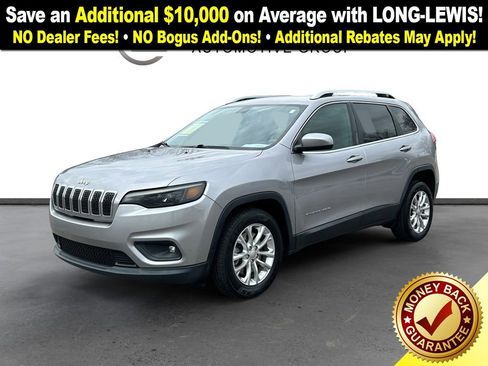 Used 2019 Jeep Cherokee Latitude w/ Popular Appearance Group image 1