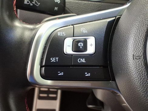 Used 2017 Volkswagen GTI Autobahn FWD image 10
