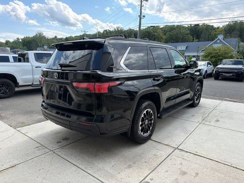 Used 2023 Toyota Sequoia SR5 w/ TRD Off-Road Package AWD/4WD image 7