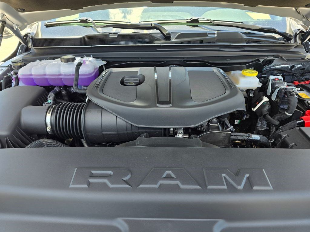 New 2026 RAM 1500 Big Horn AWD/4WD image 15
