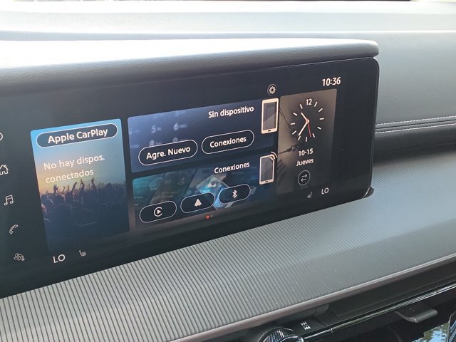 Used 2025 Nissan Murano SV FWD image 28