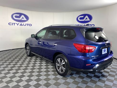 Used 2020 Nissan Pathfinder SL AWD/4WD image 5