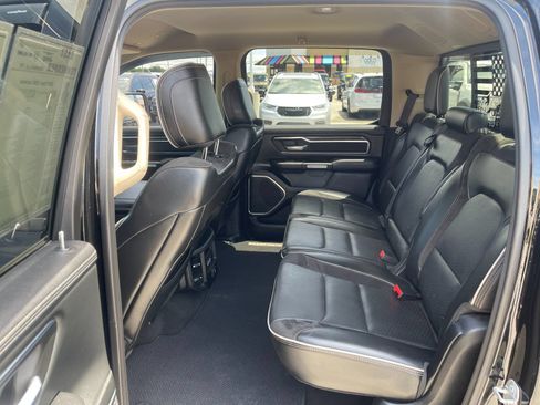 Used 2019 RAM 1500 Laramie AWD/4WD image 14