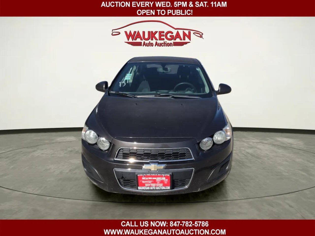 Used 2015 Chevrolet Sonic LT FWD image 2
