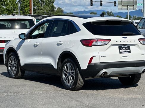 Used 2021 Ford Escape SEL w/ Technology Package AWD/4WD image 7