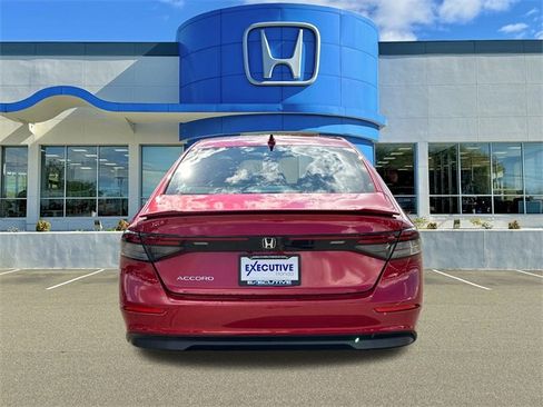 Used 2024 Honda Accord EX image 3