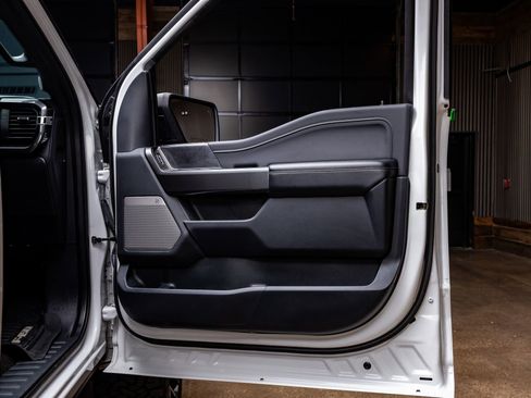 Used 2022 Ford F150 XLT w/ Equipment Group 302A High image 37