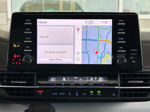 Used 2023 Toyota Sienna XSE image 14