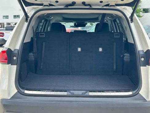 Used 2024 Toyota Grand Highlander Limited image 14