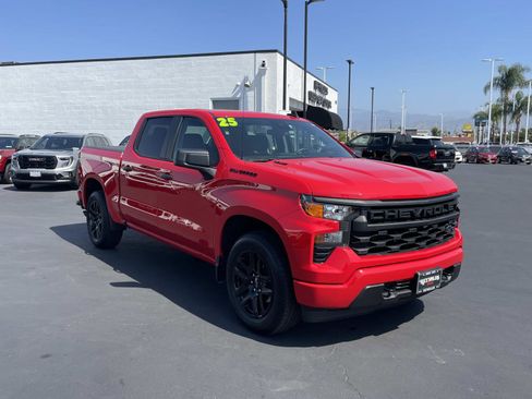 Used 2025 Chevrolet Silverado 1500 Custom w/ Rally Edition RWD image 3