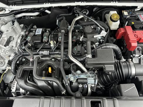 Used 2026 Nissan Kicks SR image 10