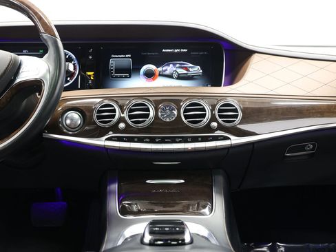 Used 2016 Mercedes-Benz Maybach S 600 image 30