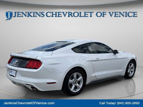 Used 2017 Ford Mustang Coupe RWD image 5