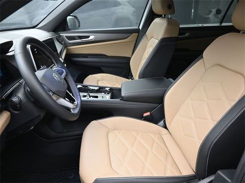 New 2026 Volkswagen Atlas Cross Sport SE image 19