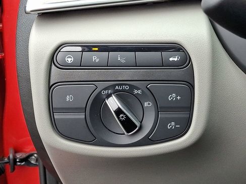 Used 2023 INFINITI QX50 Sensory w/ Accent Package image 28