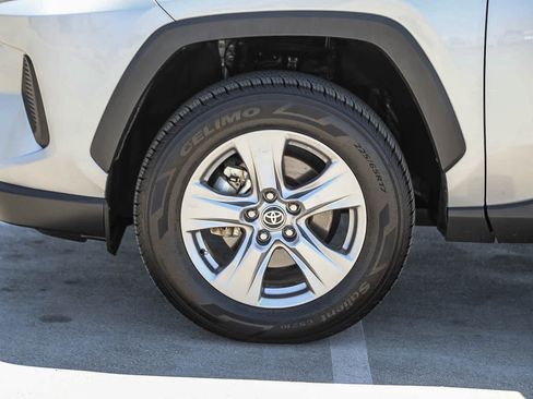 Certified 2025 Toyota RAV4 XLE AWD/4WD image 9
