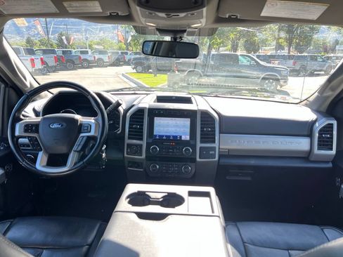 Used 2021 Ford F350 Lariat w/ Lariat Value Package AWD/4WD image 22