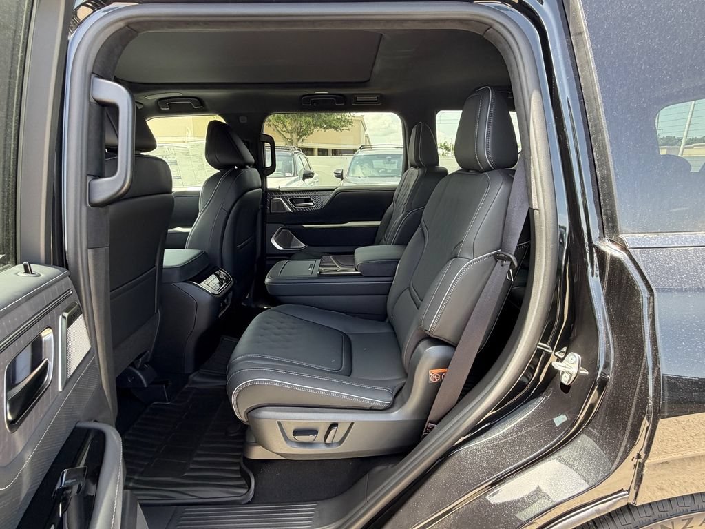 New 2027 INFINITI QX80 Autograph w/ Premium Cargo Package AWD/4WD image 14