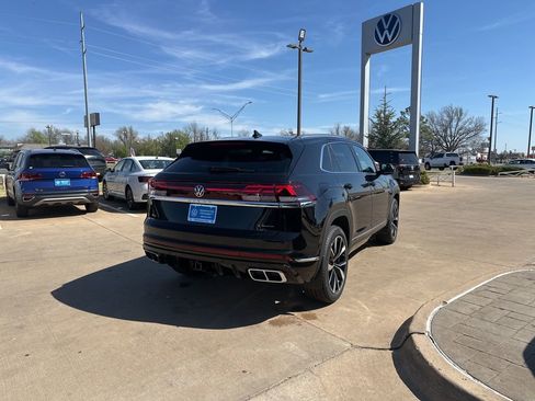 New 2026 Volkswagen Atlas Cross Sport SEL Premium R-Line AWD/4WD image 5