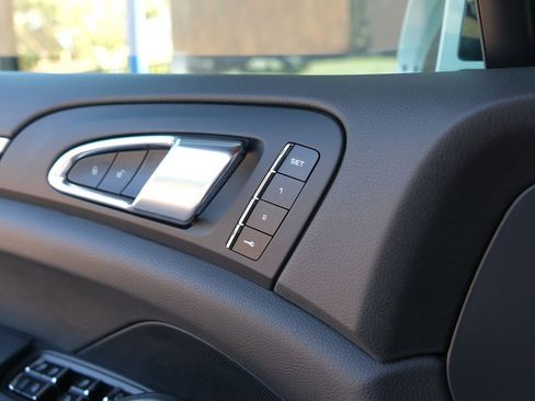 Used 2017 Porsche Cayenne S image 50