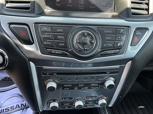 Used 2020 Nissan Pathfinder SL w/ Cargo Package AWD/4WD image 19