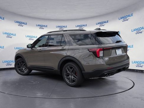 New 2026 Ford Explorer ST image 9