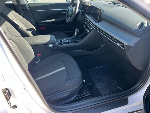 Certified 2025 Hyundai Sonata SE FWD image 14