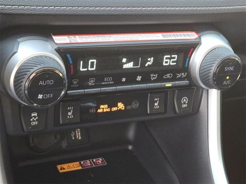 Used 2025 Toyota RAV4 XLE Premium image 19