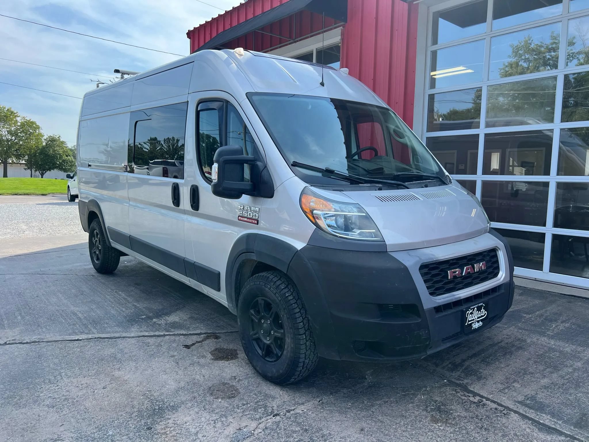 Used 2020 RAM ProMaster 2500 FWD image 2