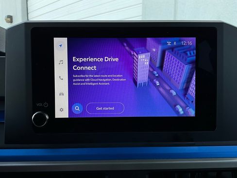 Used 2025 Toyota Tacoma TRD Off-Road image 29