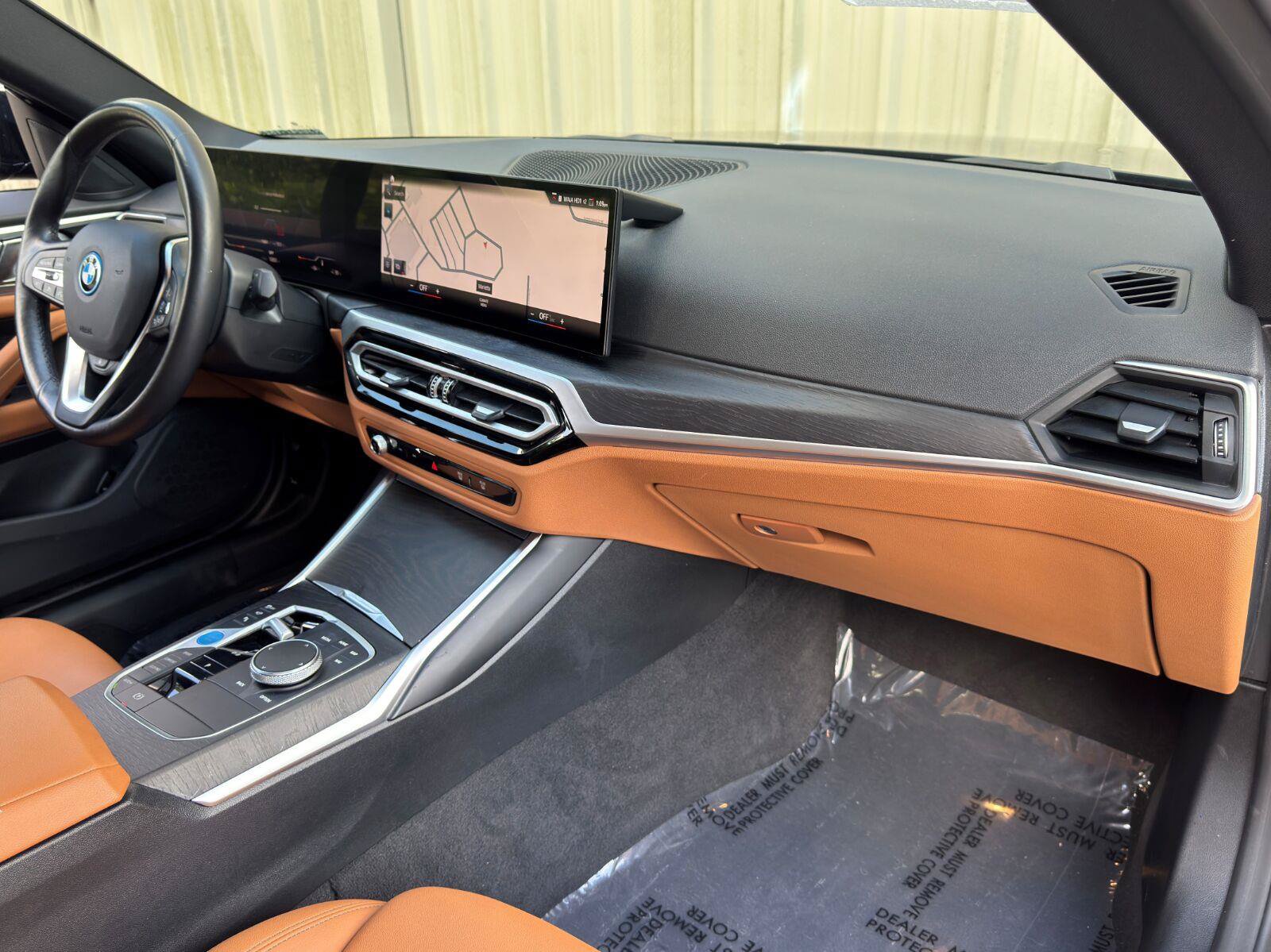 Used 2023 BMW i4 eDrive35 w/ Premium Package RWD image 14