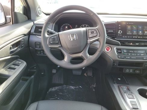 Used 2025 Honda Ridgeline RTL image 13