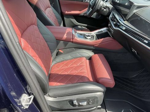 Used 2025 BMW X6 M60i AWD/4WD image 23