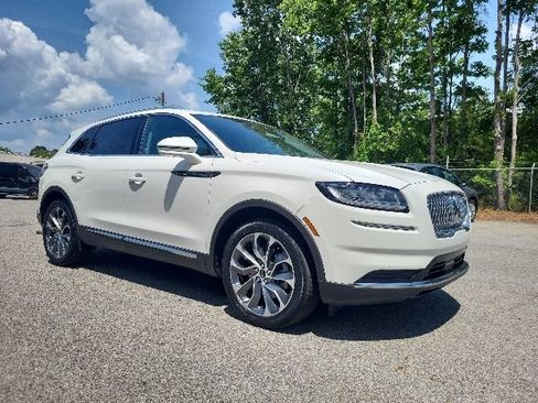 Used 2023 Lincoln Nautilus Reserve FWD image 1