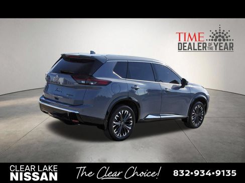 Certified 2024 Nissan Rogue Platinum w/ Platinum Premium Package FWD image 7