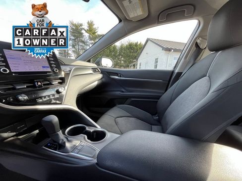 Used 2024 Toyota Camry LE image 15