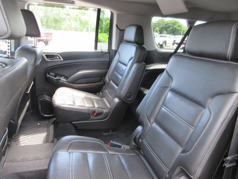 Used 2019 GMC Yukon XL Denali w/ Open Road Package AWD/4WD image 24