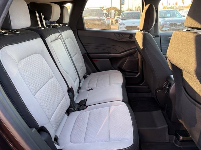 Certified 2023 Ford Escape Active AWD/4WD image 12