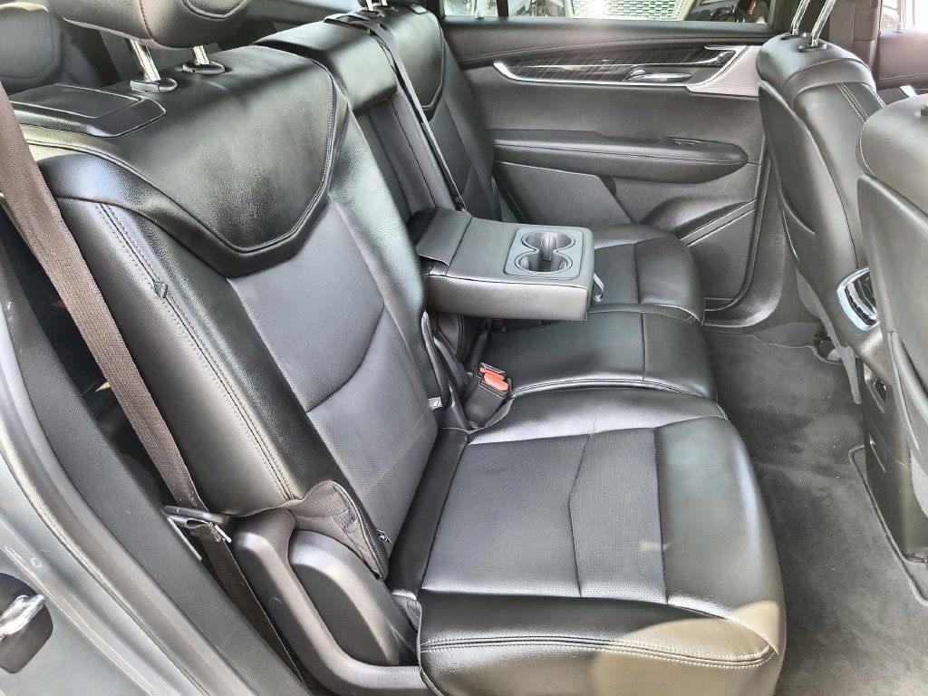 Certified 2023 Cadillac XT6 Premium Luxury FWD image 27