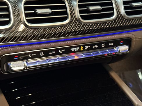 New 2025 Mercedes-Benz GLS 63 AMG 4MATIC image 24