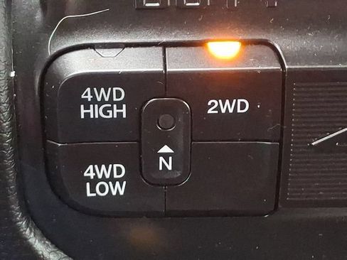 Used 2024 RAM 3500 Laramie AWD/4WD image 25