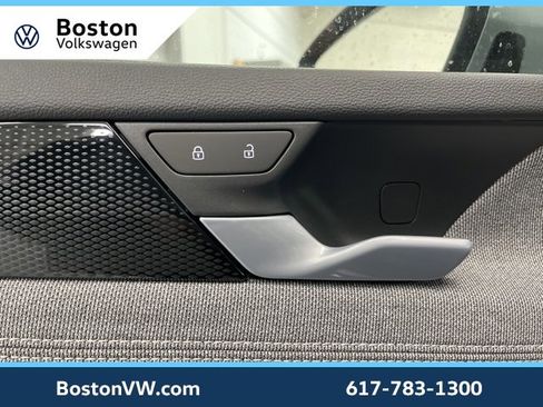 New 2026 Volkswagen Tiguan S image 25