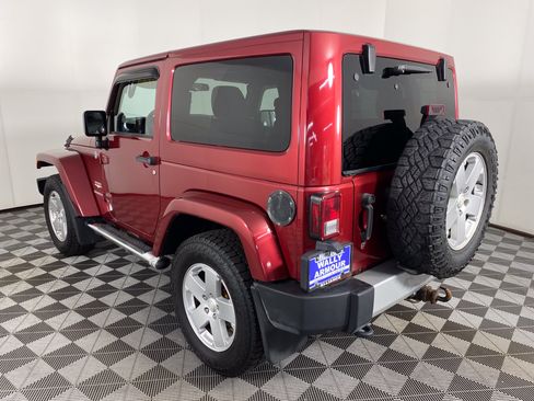 Used 2012 Jeep Wrangler Sahara w/ Dual Top Group AWD/4WD image 8