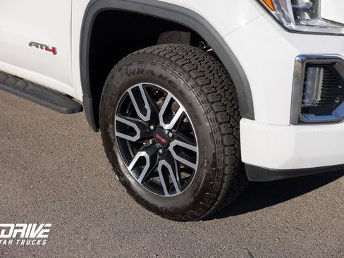 Used 2021 GMC Sierra 1500 AT4 w/ AT4 Premium Package image 10