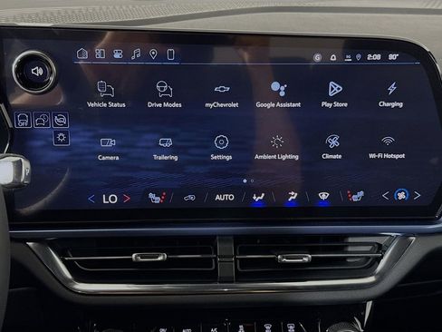 New 2026 Chevrolet Equinox EV LT image 14